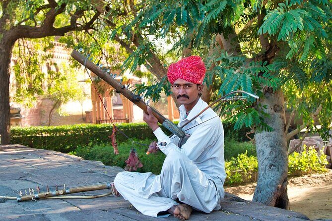 Private Day Tour of Jaipur with a Guide and Including Lunch - Hawa Mahal’s 953 Jharokas and the Art of Window-Watching