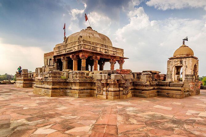 Private Day Trip to Abhaneri Chand Baori Stepwell from Jaipur - Harshat Mata Temple: the sculptural details you’ll miss without guidance