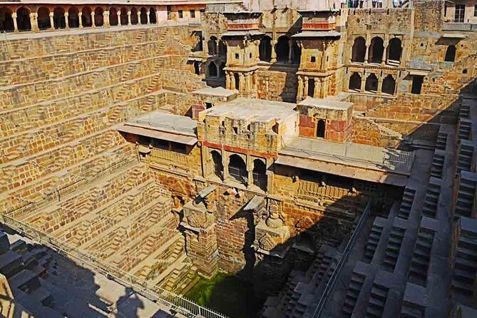 Private Day Trip to Abhaneri Stepwell & Monkey Temple from Jaipur - When to Go and What to Bring for a Smooth Day