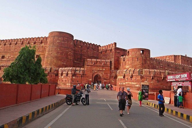 Private Day Trip to Taj Mahal & Agra From Jaipur - Agra Fort: A UNESCO Stop That Adds Perspective