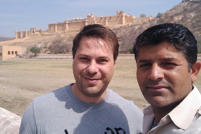 Private Full Day Jaipur Sightseeing With Tickets - Hawa Mahal: The honeycomb facade and why it works on a schedule