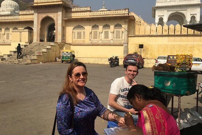 Private Full-Day Sightseeing Tour of Jaipur’s Heritage by Car - Amer area (Amer/Fort town): spending time where the views make sense