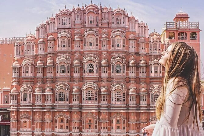 Private Full Day Tour of Jaipur Historical and Heritage Places - Hawa Mahal: The Palace of Breeze at Its Most Photogenic