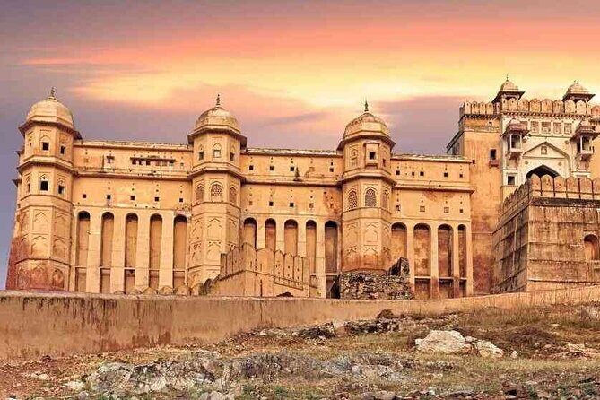 Private Guided Jaipur Tour: Amber Fort,City Palace, Water Palace - Jantar Mantar: Learning the Sky from Stone Instruments