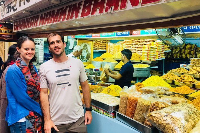 Private Half Day Food and Walking Tour of Jaipur - Hotel Pickup + Drop-Off: Less Time Finding, More Time Tasting