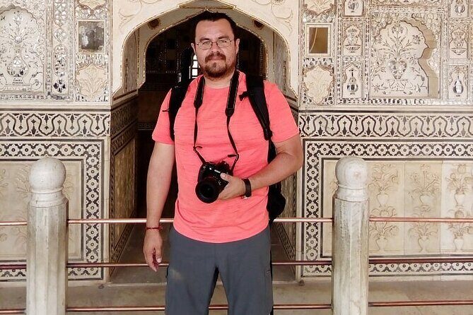 Private Jaipur Full-Day Tour with Block Printing - Hawa Mahal and Wind View Cafe: the best kind of photo stop