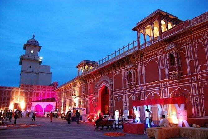 Private Jaipur Half-Day Shopping Tour - Akee International near Amber Fort: pashmina and cashmere buying time