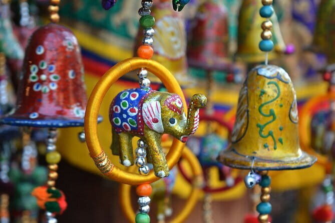 Private Jaipur Half-Day Shopping Tour - Johri Bazaar: Jaipur jewelry craftsmanship worth the time
