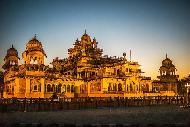 Private Jaipur Night Tour with Nahargarh Sunset Views - Stop 3: Jal Mahal at Night, the Floating Palace Effect