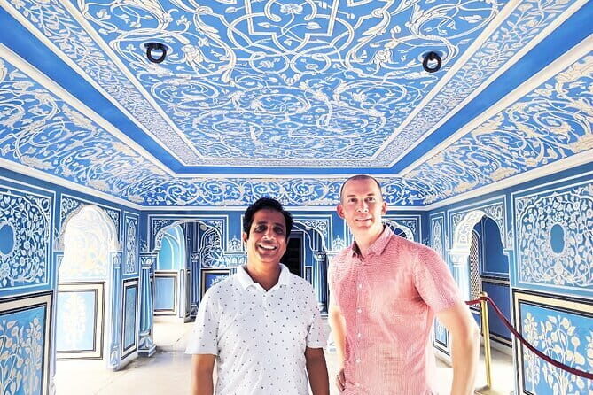 Private Jaipur Sunset Tour – Nahargarh Fort & Night Views - Pink City night drive: lights, walls, and the feel of old Jaipur