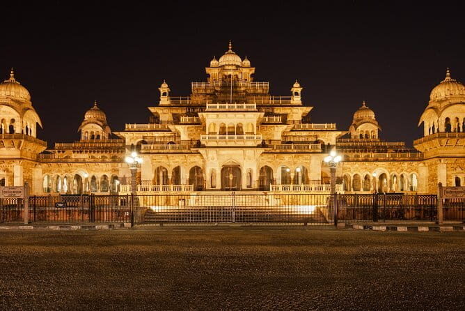 Private Overnight Jaipur City Tour from Delhi - Day 1 Forts and Temples: From Jaigarh Fort to Khole Ke Hanuman