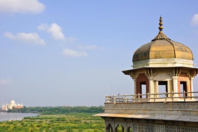 Private Same-Day Taj Mahal & Agra Fort Tour from Jaipur by Car - Jaipur Pickup and the AC Drive Toward Agra