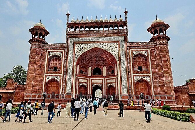 Private Taj Mahal and Fatehpur Sikri Day Trip from Jaipur - First Hour: The Jaipur-to-Agra Road Trip (and Why It Matters)