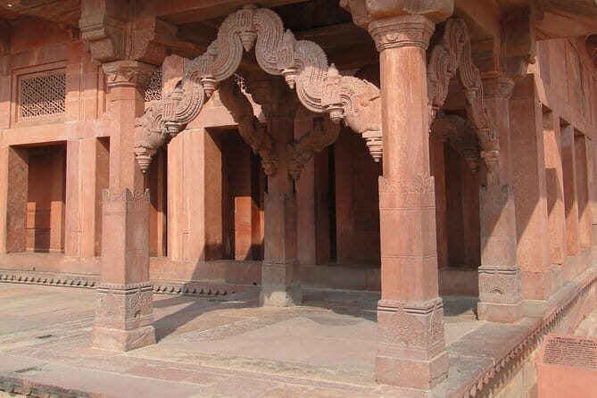 Private Taj Mahal And Monuments Tour From Jaipur By Car - Agra Fort in 2 Hours: What You’ll Get From a Mughal Power Base