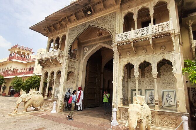 Private tour of Jaipur with Driver and Guide - Jal Jal Mahal outside-view: the Water Palace stop with a reality check