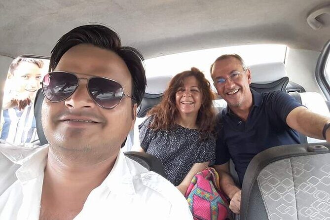 Private Transfer Jaipur To Delhi private airconditioned vehicle - Door-to-door pickup and drop that saves your time (and your nerves)