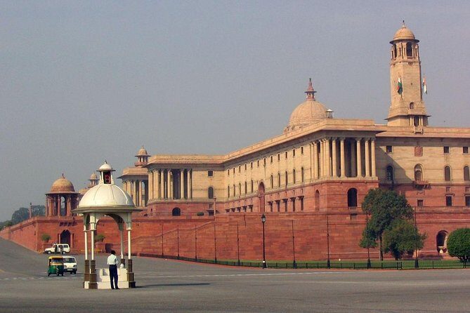 Private Transfer Jaipur To Delhi private airconditioned vehicle - Your AC vehicle, parking, tolls, and luggage space: the practical details