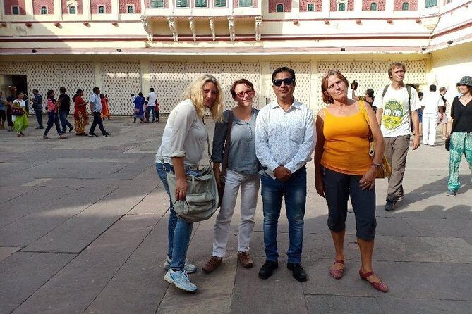 Private Tuk-Tuk Tour of Jaipur with Guide - The big route: how the 8 hours really work