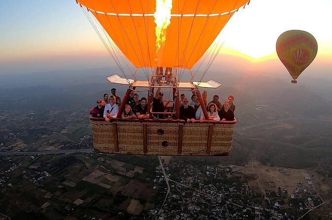 SkyWaltz Hot Air Balloon Safari - Who this balloon safari suits best (and who should think twice)