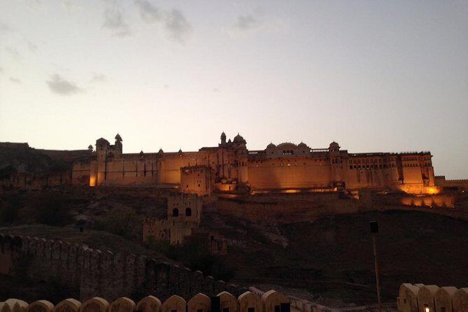 Sound & Light Show At Amber Fort, Jaipur - The Setting: Amber Fort at Dusk With the Jaigarh View