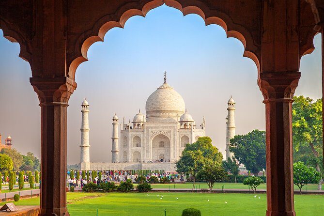 Sunrise Taj Mahal, Agra Fort & Baby Taj Tour from Jaipur by Car - Taj Mahal at Sunrise: The 2-Minute-From-Meeting-Point Advantage