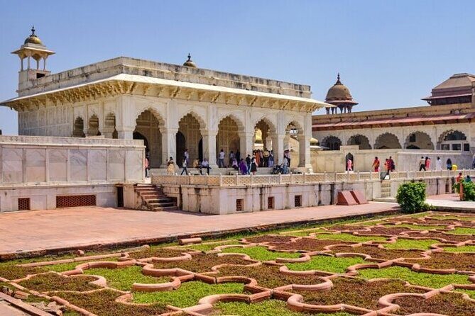 Sunrise Taj Mahal Day Tour from Jaipur with Agra Fort - How the tour handles tickets, cash, and real-world payment issues