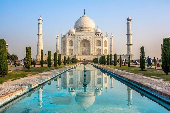 Taj Mahal and Agra Day Tour from Jaipur ending in Delhi by Train - Taj Mahal first: what you gain from the guide and the visit sequence