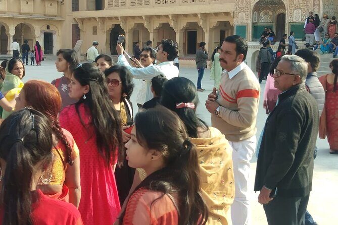 Walking Tour of Pink City (World Heritage Site) with Local Guide - Hawa Mahal Palace of Wind: The Best First Stop for Context